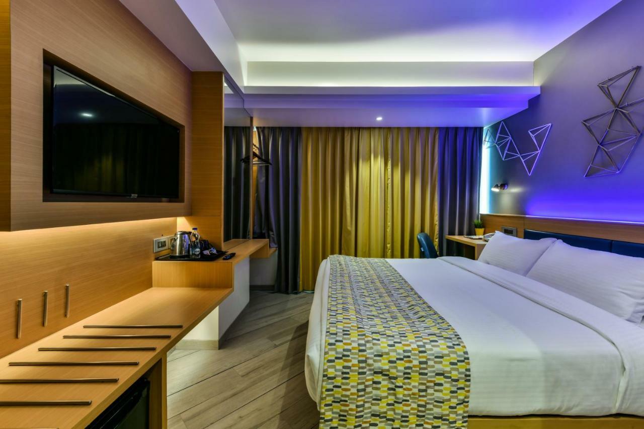 Indie Stays, Bkc Мумбаи Экстерьер фото